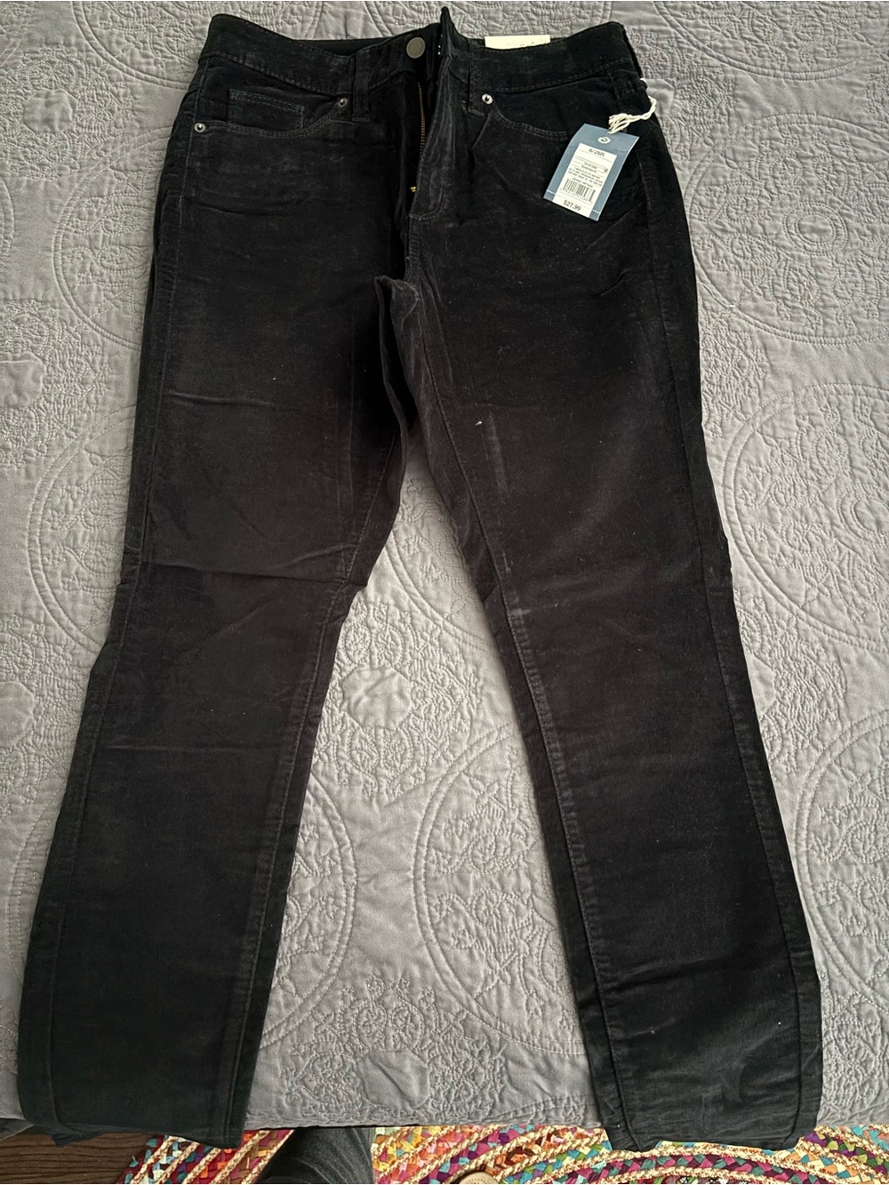 Black Women's Slim Jeans - Universal Thread
